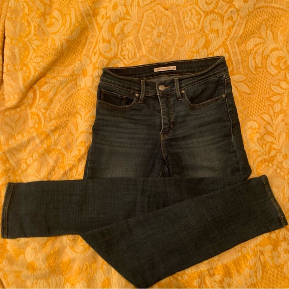 Levi’s red tab 311 Shaping Skinny. 28w30l - Picture 2 of 5